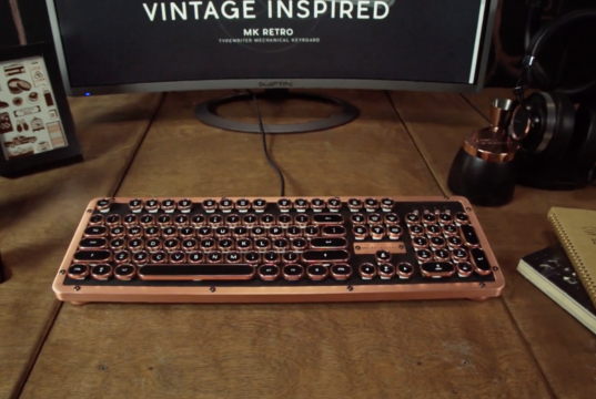 Azio vintage mechanical keyboard